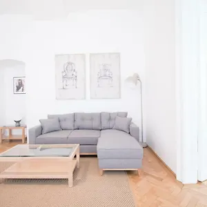 Heymi Stadtpark Apartamento Viena